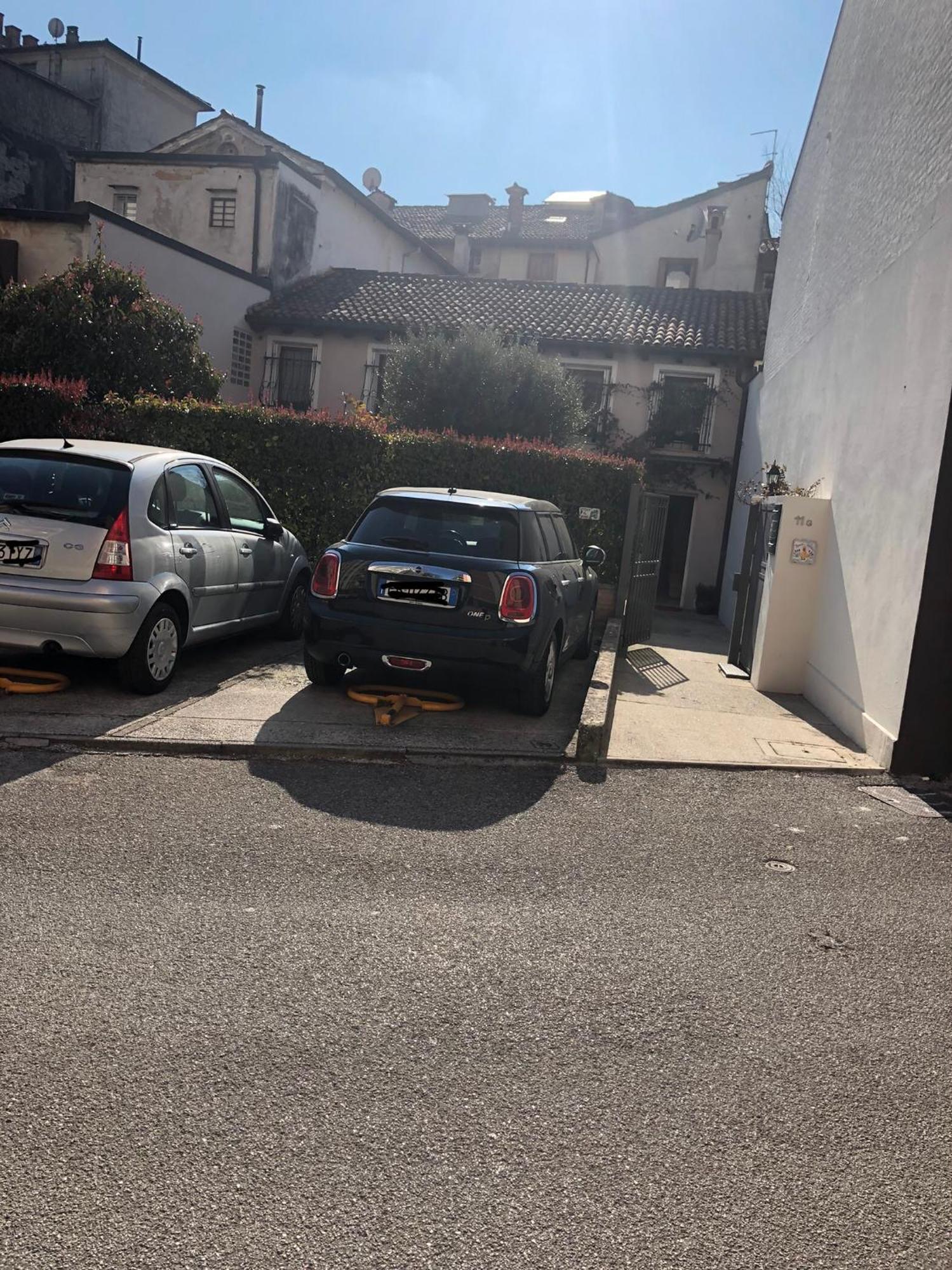 Papere E Tulipani Apartment Vicenza Bagian luar foto